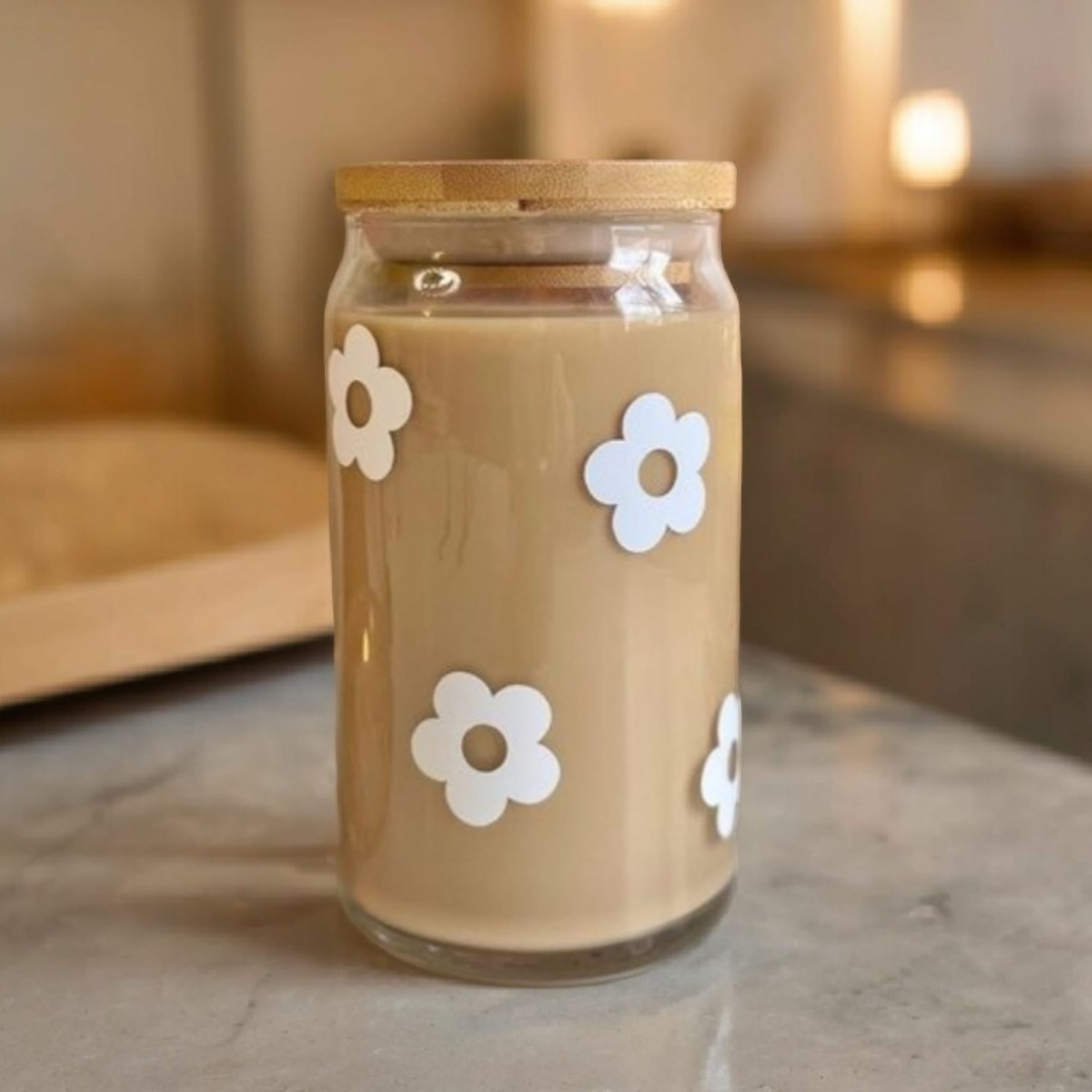 vasos flores blancas que se puede personalizar con nombre