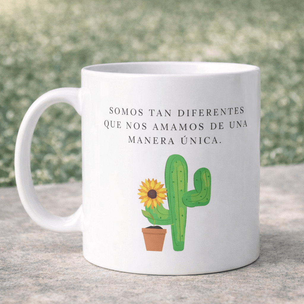 Taza somos diferentes con cactus y girasol🌻 | Regalo para parejas original